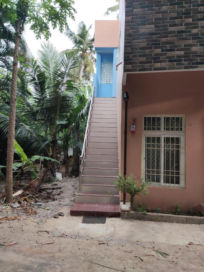 Sri Sai Farm House ポンディシェリ エクステリア 写真