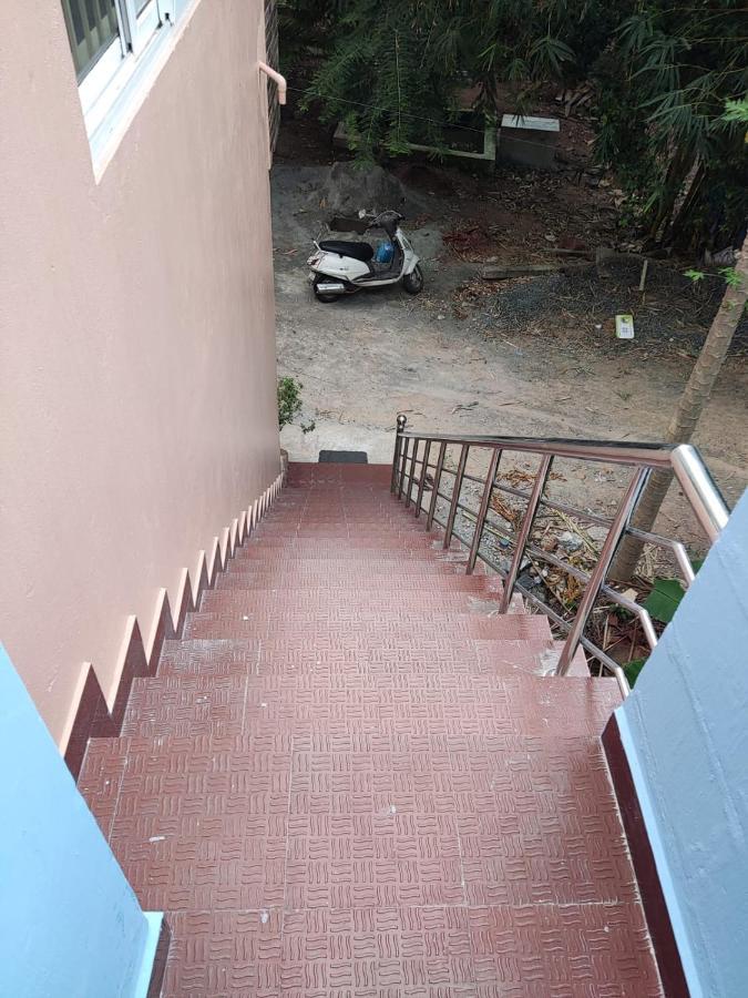 Sri Sai Farm House ポンディシェリ エクステリア 写真